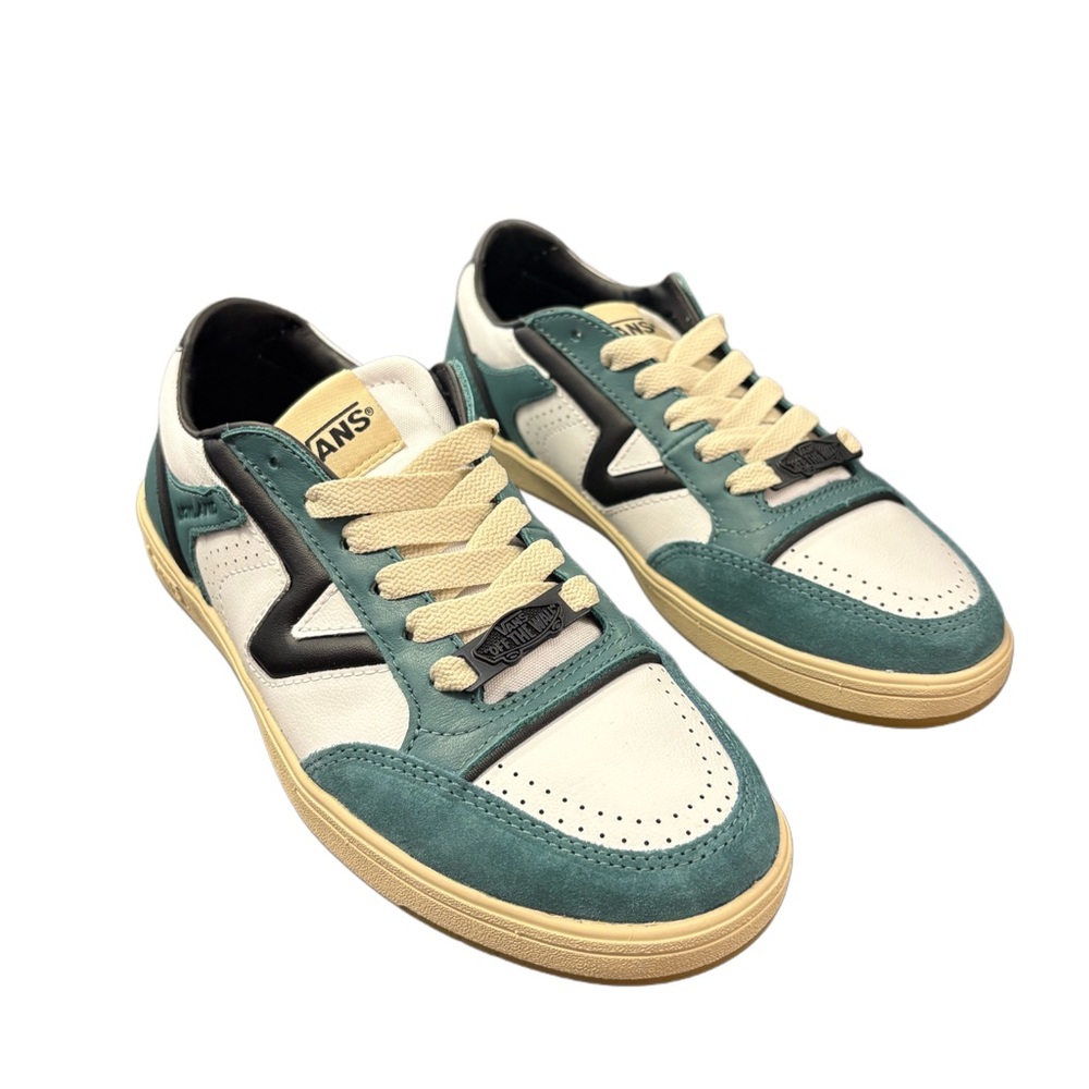 Vans Lowland Serio limited edition North Atlantic size 7.5M/9W